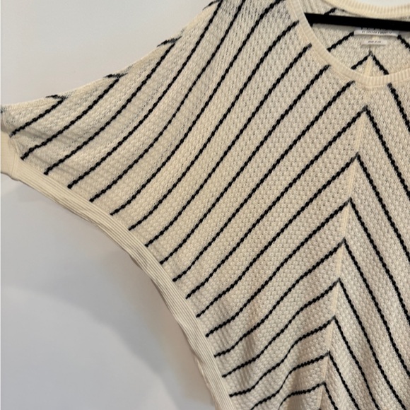 Velvet Chevron Knit Poncho in Cream and Black - Picture 2 of 5